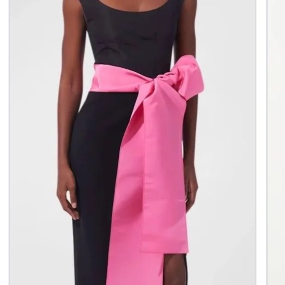 Carolina Herrera Black midi Dress with Pink Accent size 6 - Picture 3 of 10